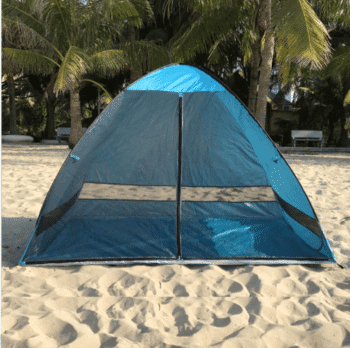 אוהל לחוף